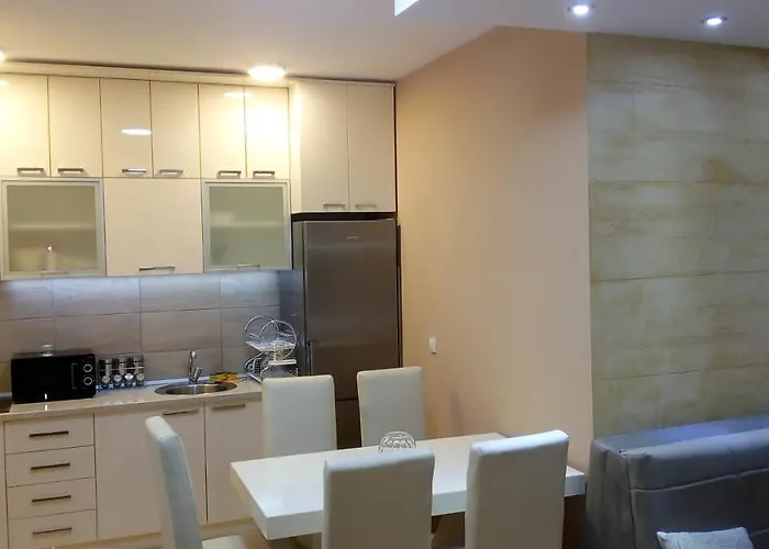 Luna Lux * بلغراد