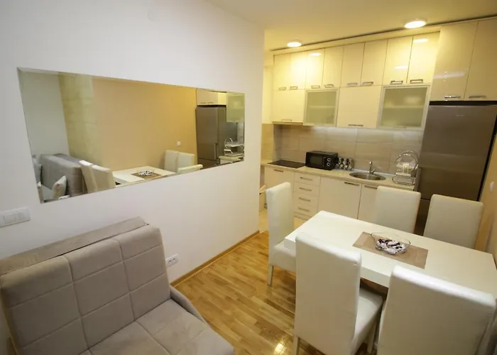 Luna Lux شقة بلغراد